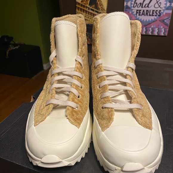 Converse Run Star Hike Corduroy High-Top Sneakers in Tan and White - Picture 2 of 5